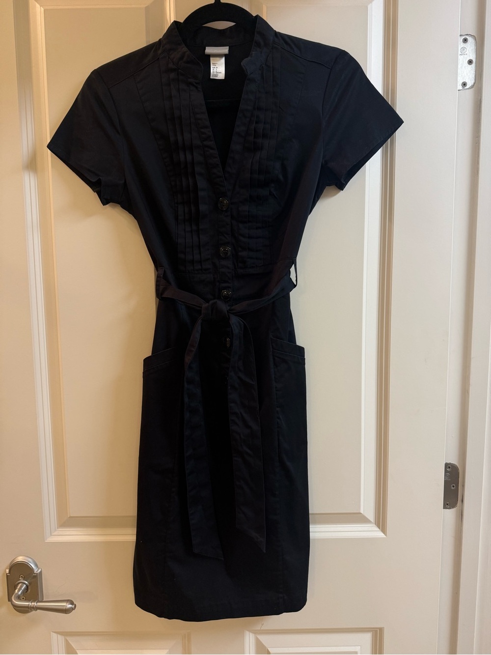 H&M Black Short-Sleeve Tie-Waist Shirt Dress